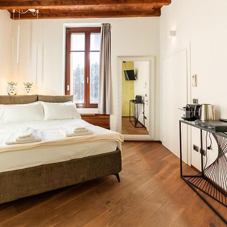 Bed and Breakfast La Finestra Sul Ponte By Postcardsfrom Werona Zewnętrze zdjęcie