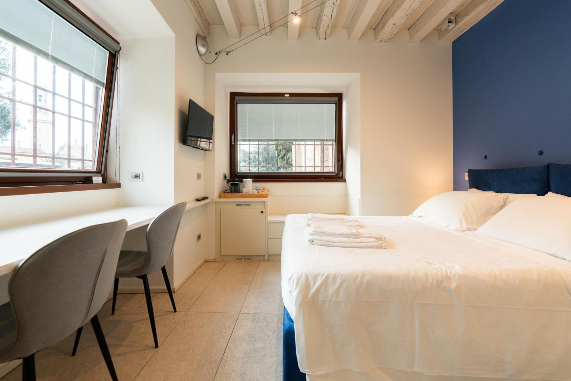 Bed and Breakfast La Finestra Sul Ponte By Postcardsfrom Werona Zewnętrze zdjęcie